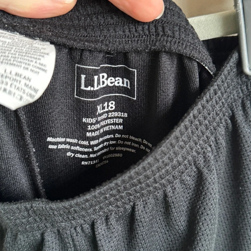L.L.Bean Kids' Wicked Warm Midweight Thermal Pants in Black, Size XL 18